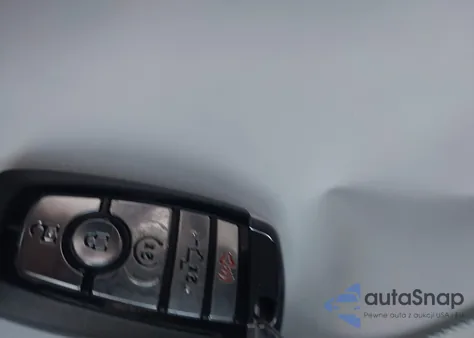 2024 Ford F-150 Xlt z USA, uszkodzony, nr VIN 1FTFW3L82RFB83360